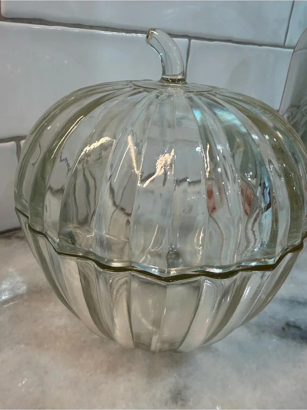 Pristine Condition Crystal Clear (Made In USA) Apple Candy Lidded Jar-6